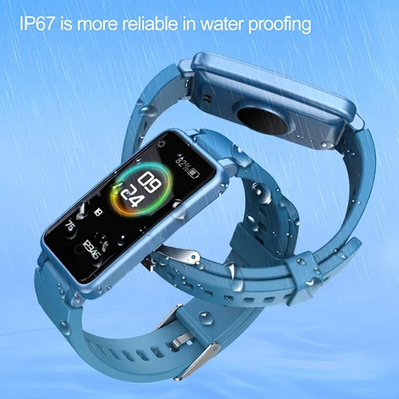 Blue waterproof fitness tracking smart bracelet with IP67 rating and digital display, perfect for Android/IOS users.